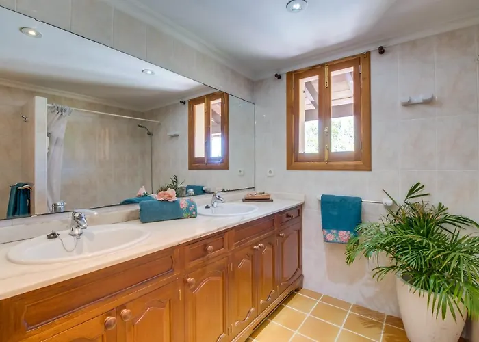 Ideal Mallorca - La Caseta Pollenca